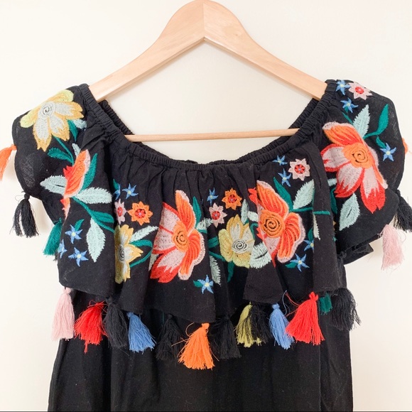 TOPSHOP Off-Shoulder Sundress (Embroidered) - Picture 3 of 8